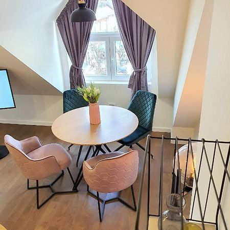 Downtown Apartment Cetinje Bagian luar foto