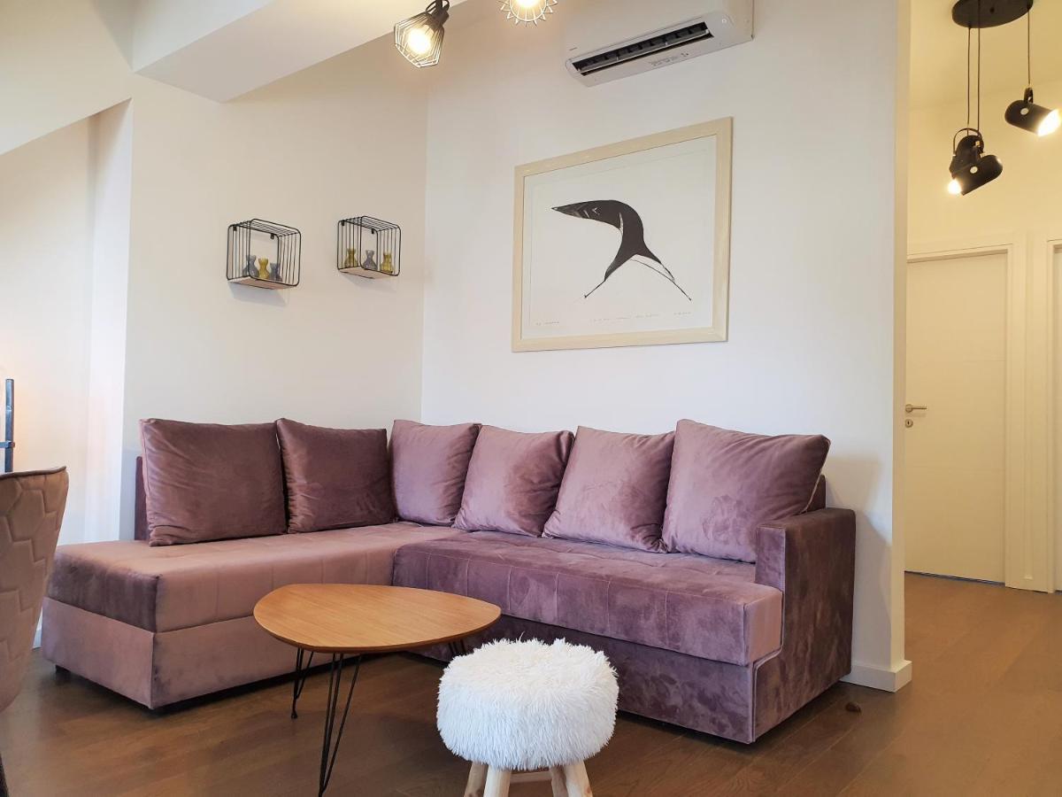 Downtown Apartment Cetinje Bagian luar foto